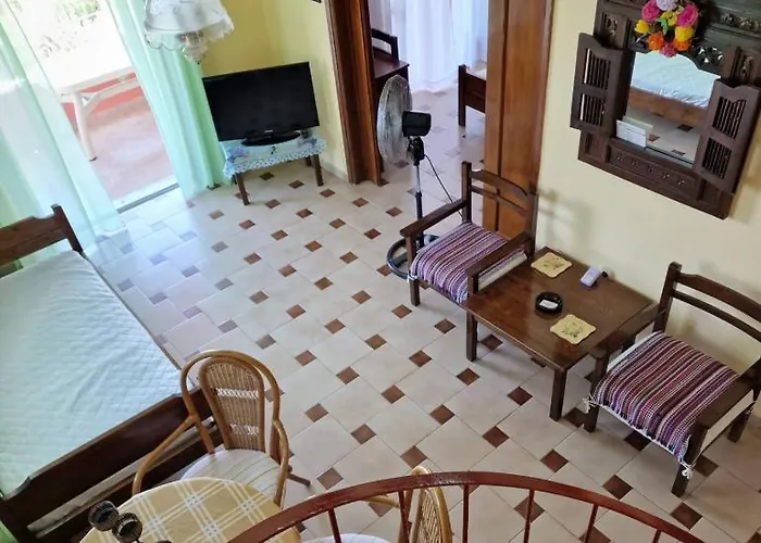 Atisis * Бенитсес