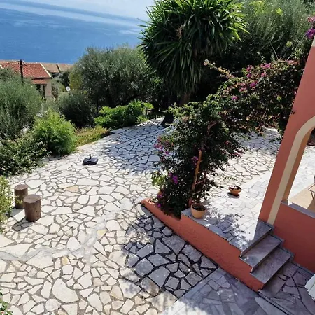 Atisis * Benitses (Corfu)