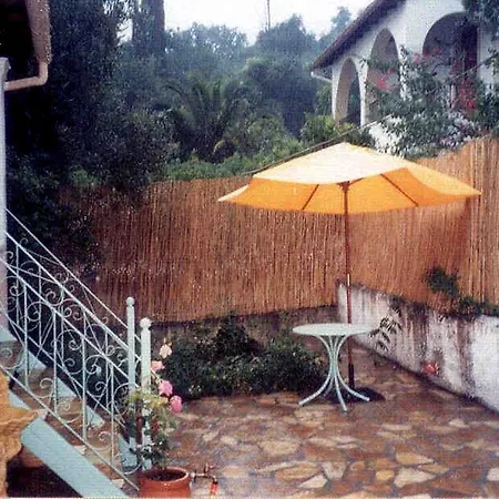 Lägenhet Atisis Benitses (Corfu)