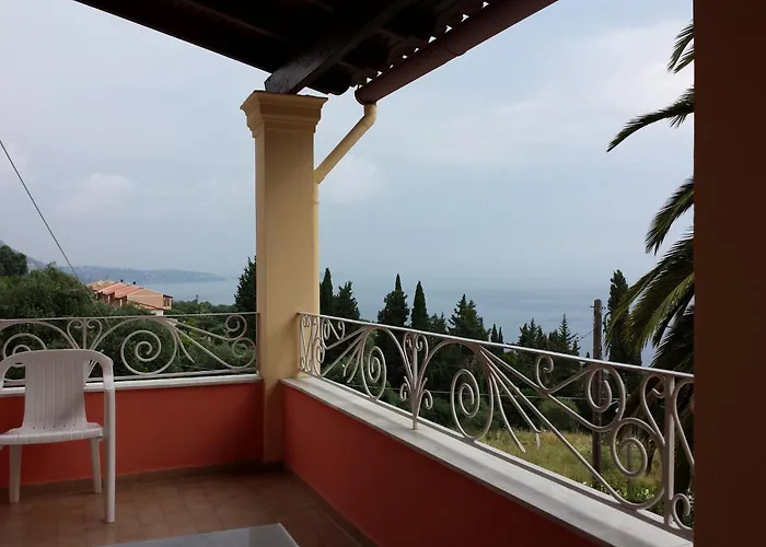 Atisis Benitses (Corfu)